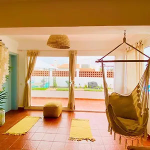 Golden Wave Surf Villa