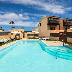 Sunset 4 Bedroom 200m To Beach+fast Wifi Villa